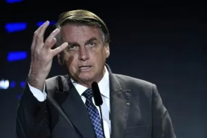bolsonaro-brazil-election-GettyImages-1237073067-e1651678361204-300x200 “STF decide se Bolsonaro e outros sete serão processados ​​por tentativa de golpe”
