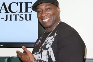AA1Cemgk-300x200 Do sucesso à morte prematura: a história de Michael Clarke Duncan"
