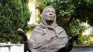 AA1CfBZf-300x168 Profecias de Baba Vanga voltam a gerar debate quase 30 anos após sua partida.