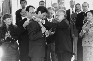 ae2bb2f915f93cacfbc92c1282b62529-gpLarge-300x197 "Aos 75 anos, Collor é condenado em ação ligada à Lava Jato, originada por denúncia de 2015"