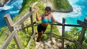 juliana-ja-tinha-passado-pelas-filipinas-vietna-e-tailandia-durante-o-mochilao-foto-reproducao-instagram_widelg-300x169 Polícia indonésia ouve guias e seguranças do parque após morte de Juliana Marins