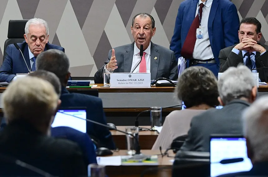 imagem_materia-1 Senado dá sinal verde a proposta que pode pôr fim à escala 6x1